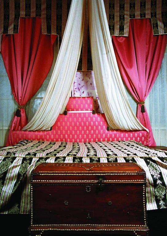 Hotel Trivia Antique Sofia Bagian luar foto