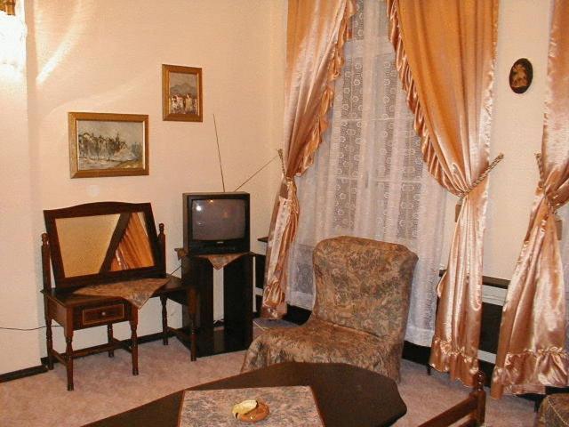 Hotel Trivia Antique Sofia Bagian luar foto