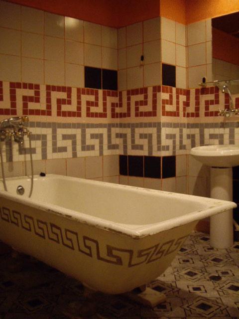 Hotel Trivia Antique Sofia Bagian luar foto