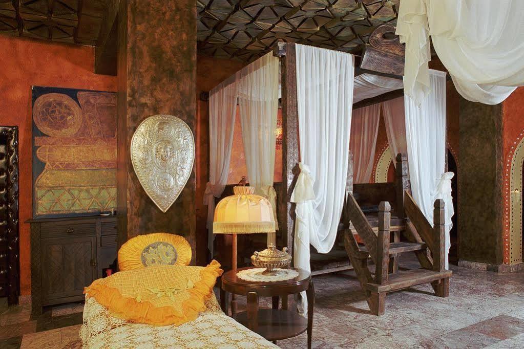 Hotel Trivia Antique Sofia Bagian luar foto